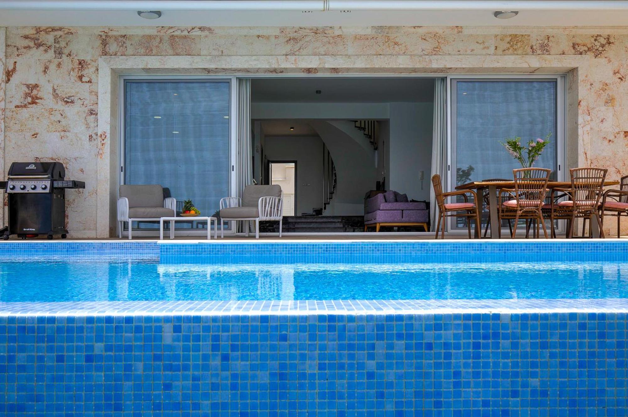Olymp Luxury Villa D - Luxury Escape With Direct Beach Access And Unique Sunsets Пафос Екстериор снимка